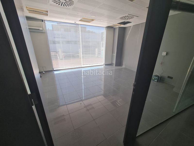 Foto 3c302a89-b36f-4f4c-872f-3677f4b3d20d. Alquiler local comercial solvia inmobiliaria locales en Alaior