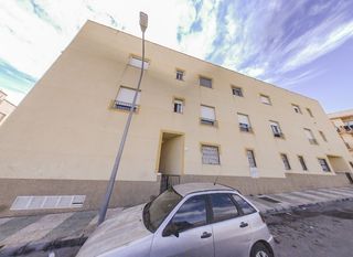 Pis  C/ río jándula. Solvia inmobiliaria  piso vícar