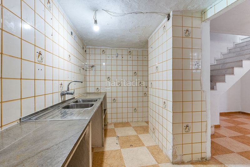 Foto b28fa406-c1ee-42b6-967f-38b6f2d14508. Chalet solvia inmobiliaria casa en Iznalloz