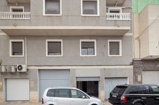 Geschäftsraum  C/ canalejas. Solvia inmobiliaria  locales almoradí