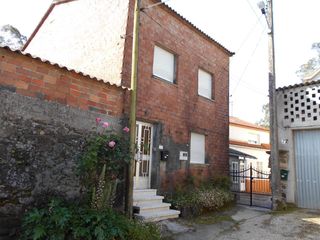 Chalet  C/ vacariza. Solvia inmobiliaria  casa rianxo