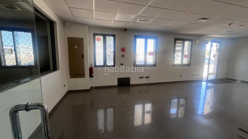 Foto b5de0d9f-c242-4a06-80fa-0d0cd03668a4. Nau industrial a Montserrat-Parque Empresarial San Fernando de Henares