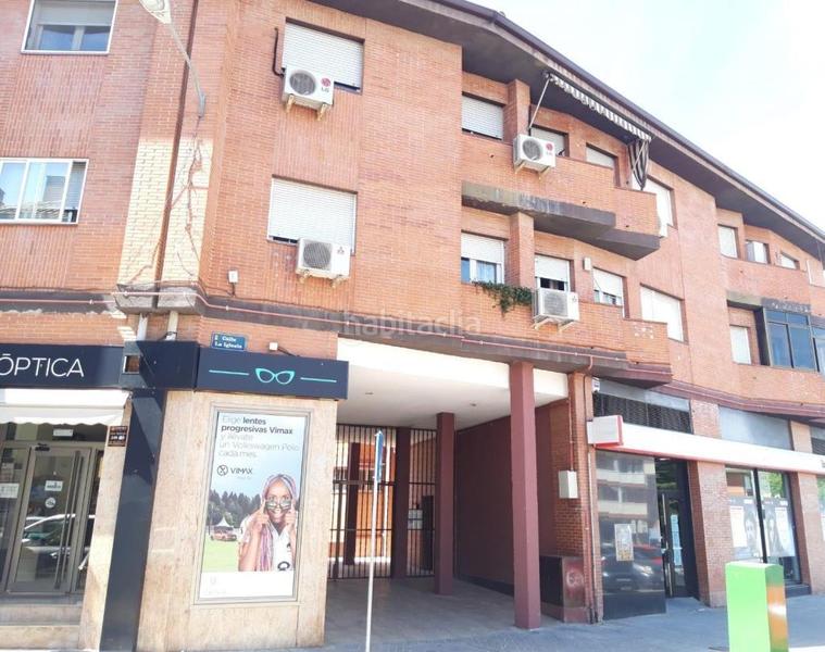 Foto 24809508-30ba-4041-bae7-d27531e01faa. Car parking in Velilla de San Antonio