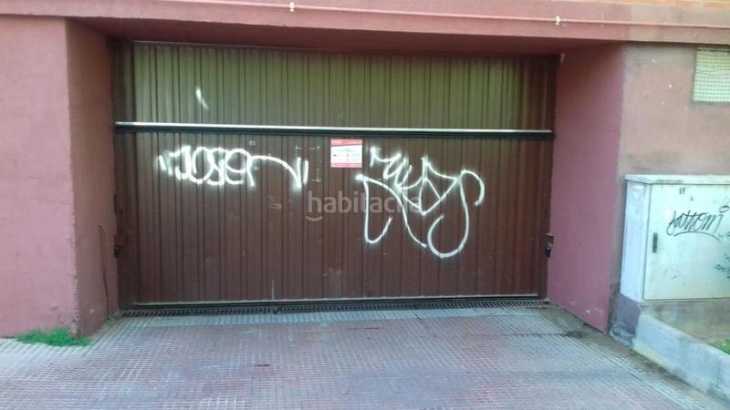 Foto 47c274c0-df4f-4262-9571-dbcd58a694f2. Car parking in Velilla de San Antonio