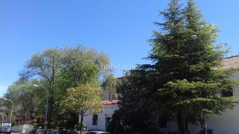 Foto e403891e-42aa-47e5-b273-6ca75655ce55. Car parking in Velilla de San Antonio