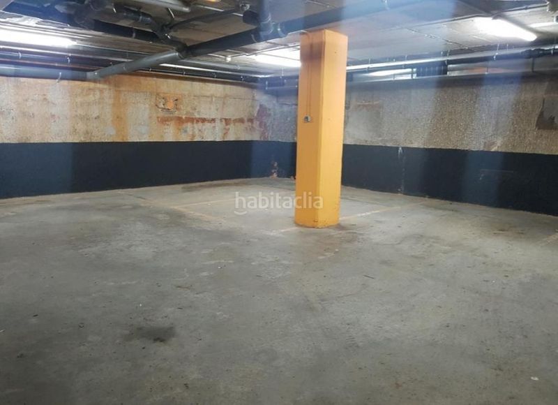 Foto 24d88833-f373-49e3-9fd2-d720c454f248. Aparcament cotxe a Creu de Barberà Sabadell