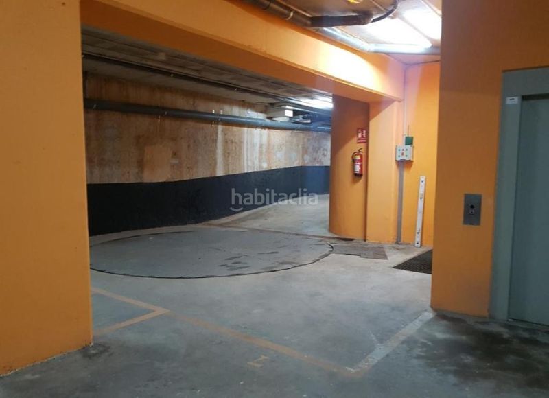 Foto f9bc3c3d-0ed0-4d72-aabb-23a6991bf11d. Aparcament cotxe a Creu de Barberà Sabadell