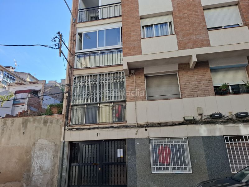 Foto 6bb9afbe-5748-4635-ab01-2023b7421d41. Local comercial a El Raval Santa Coloma de Gramenet