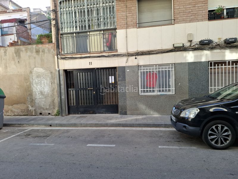 Foto cfa0db07-8bdb-497c-bb1d-aa8ef132bf1d. Local comercial a El Raval Santa Coloma de Gramenet