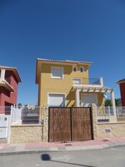 Chalet  C/ el tomillo. Solvia inmobiliaria  chalet independiente abarán