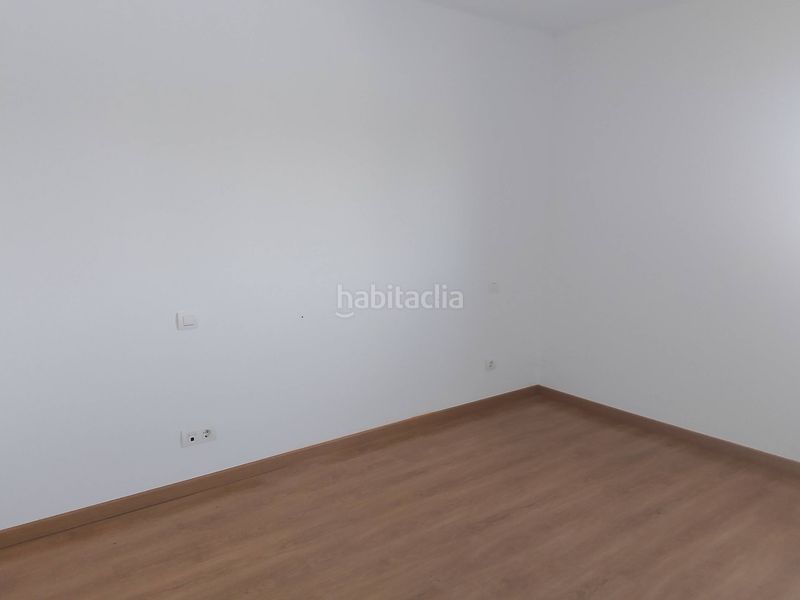 Foto 58b31ffc-6b5b-4ad3-8228-05f4c2c25f3c. Pis a Zarratón