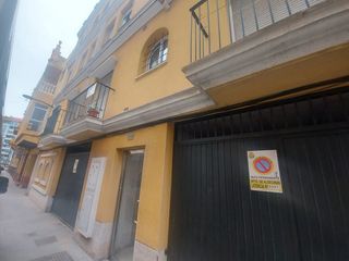 Flat  C/ josé santacana. Solvia inmobiliaria  piso algeciras