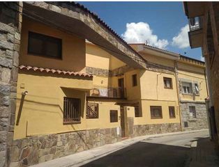 Appartamento  C/ julio ruiz alda. Solvia inmobiliaria  piso guadarrama