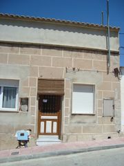 Casa bifamiliare  C/ boteros. Solvia inmobiliaria  chalet adosado algueña