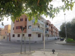 Aparcament cotxe  Teodoro llorente. Solvia inmobiliaria  garaje massamagrell