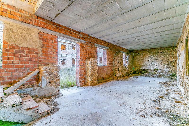 Foto 3b7b9039-3d7d-41db-8958-e70b403a317f. Casale in Iznájar