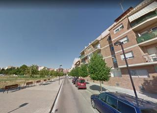 Parking coche  Peni. Solvia inmobiliaria  garaje figueres