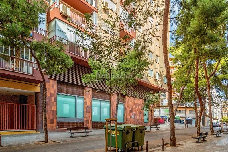 Foto c04ffe46-7080-49e9-9854-76a2a2711a60. Alquiler local comercial solvia inmobiliaria locales en Zaragoza