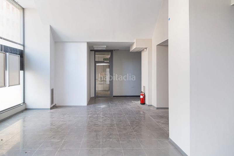 Foto 8b3ad56c-df61-4752-86b5-f562c47a05ec. Alquiler local comercial solvia inmobiliaria locales en Zaragoza