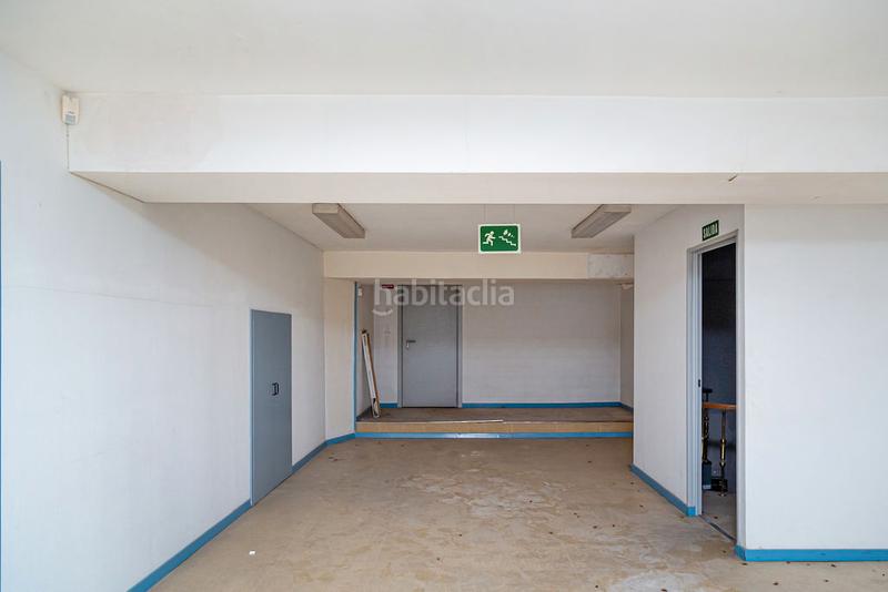 Foto cd78baf5-b3b0-42c9-8b28-40e824c7665d. Lloguer local comercial a Paseo Independencia Zaragoza