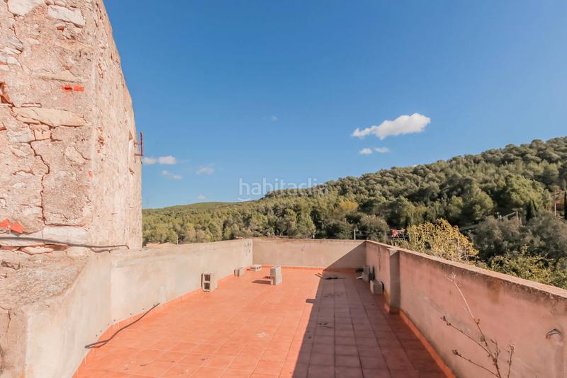 Foto 44ba3c74-ebef-4597-b287-4dee892f47b7. Xalet amb aparcament a Pontils