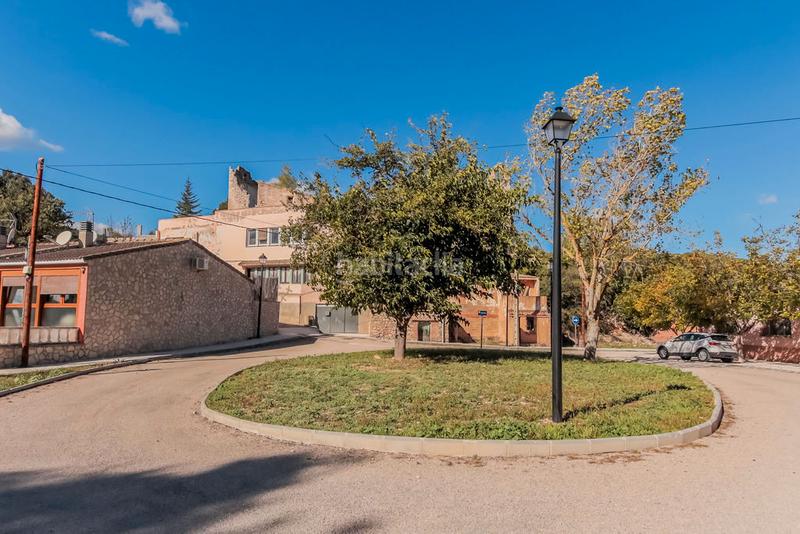 Foto ec83a0c7-272e-4893-a95f-f7182cc218df. Xalet amb aparcament a Pontils