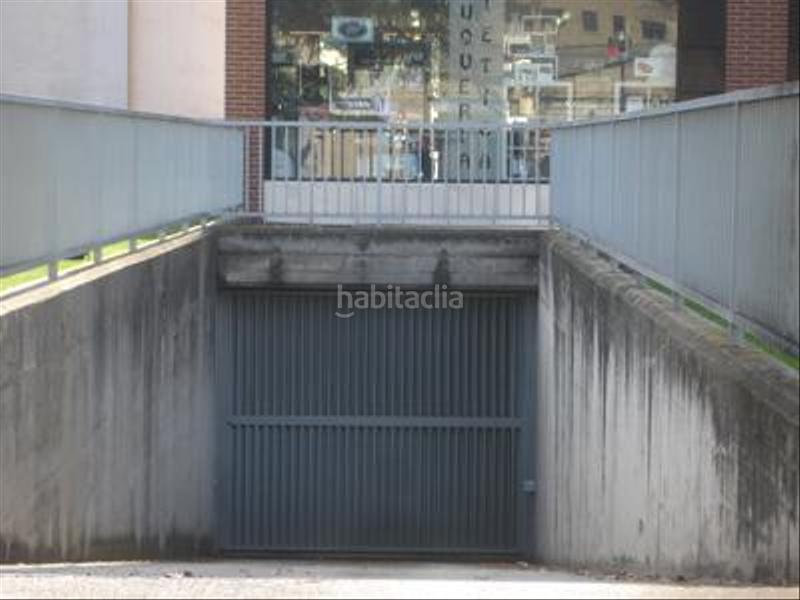 Foto ab068e4f-789c-4b39-ba77-e96e9767e581. Parking voiture dans Cascajos - Piqueras Logroño