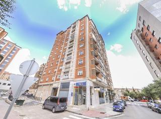 Local Comercial en C/ Federico Martínez Varea