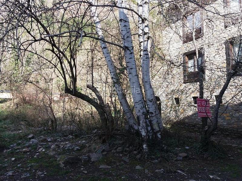 Foto 0dbccdd5-fc54-4d95-b601-952afe847d23. Finca rústica solvia inmobiliaria suelo urbano no consolidado en Canfranc