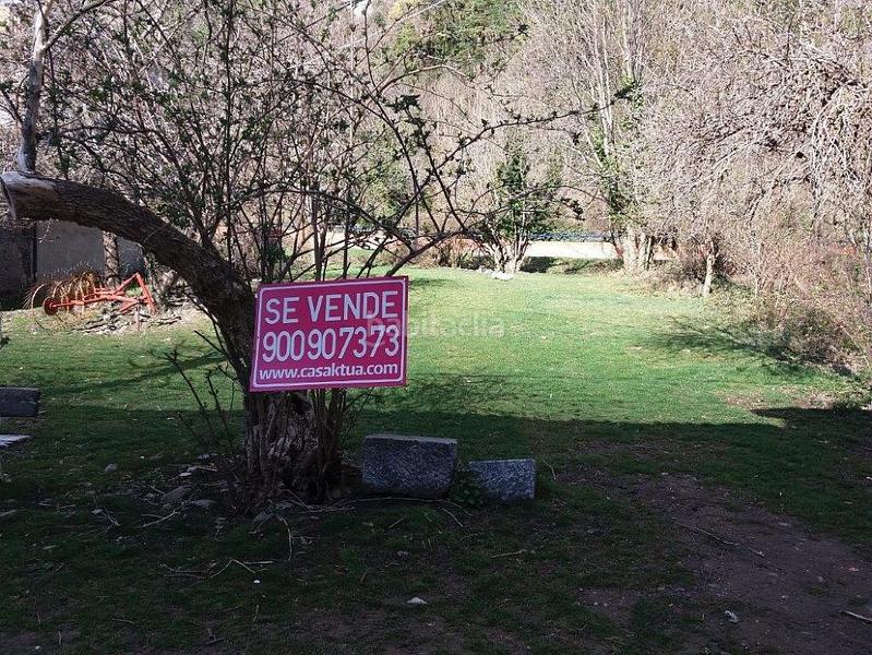 Foto 6c965184-e552-4887-8565-feb429cdcaa9. Finca rústica solvia inmobiliaria suelo urbano no consolidado en Canfranc