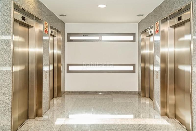 Foto 32109995-6c96-480d-9406-c57f2072f8c2. Ufficio in Garrapinillos Zaragoza