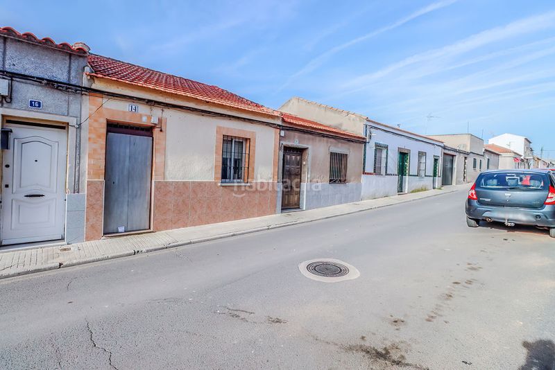 Foto e8350621-67db-4956-ba48-252045d7b243. Chalet in Carretera de Córdoba - Libertad Puertollano