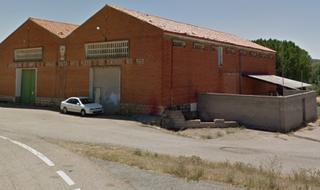 Bâtiment à usage industriel  C/ san valentín. Solvia inmobiliaria  nave industrial báguena
