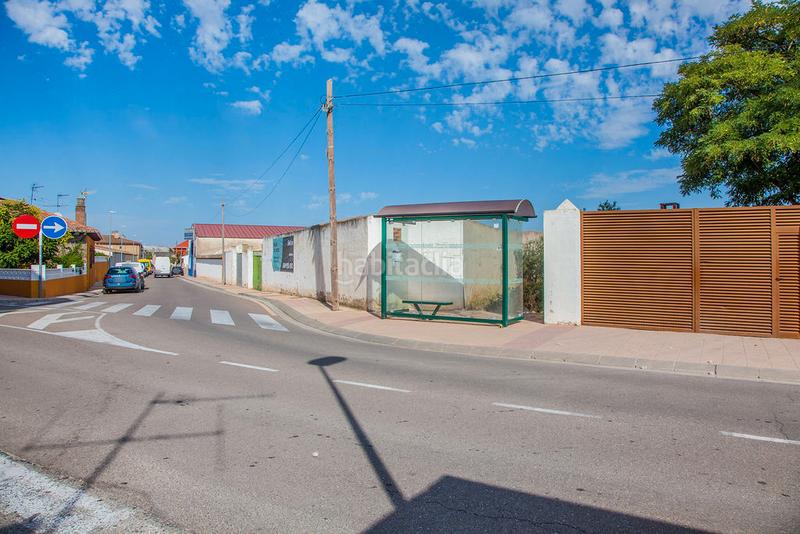 Foto 1061f174-bbbb-45a0-8f8d-d97183395593. Finca rústica solvia inmobiliaria suelo urbano en Pinseque