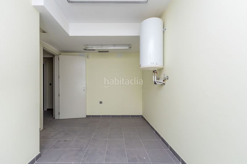 Foto 34bbdcd5-8def-4c23-a690-d6d6f61a99ed. Local comercial a Centro Ponferrada