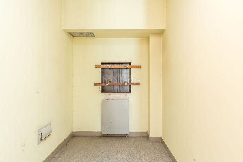 Foto 657dd520-a85e-45d2-8065-78cde209a261. Local comercial a Centro Ponferrada