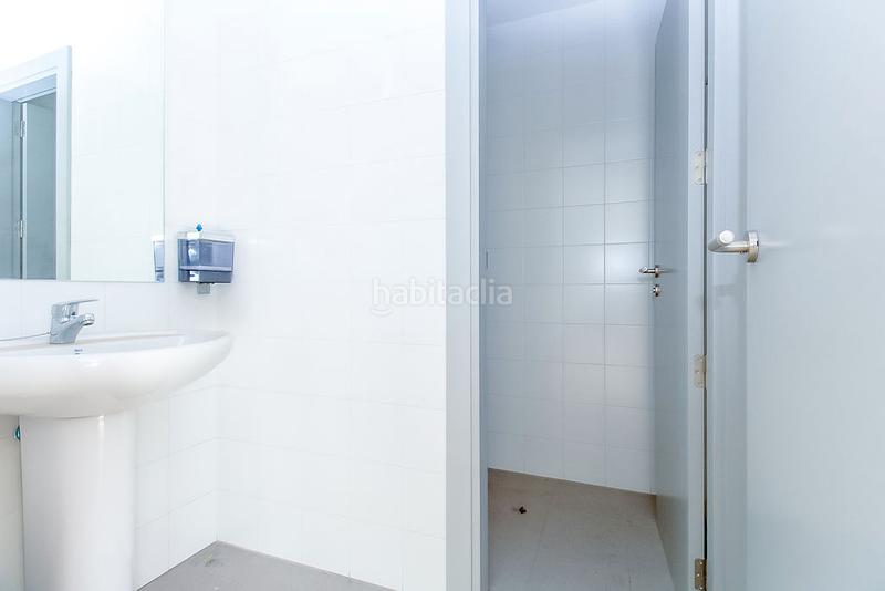 Foto b16d2381-6e83-4dd3-a663-2787eac1d2c2. Lloguer local comercial a El Perchel Ciudad Real