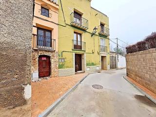 Xalet  C/ florida. Solvia inmobiliaria  chalet independiente agón