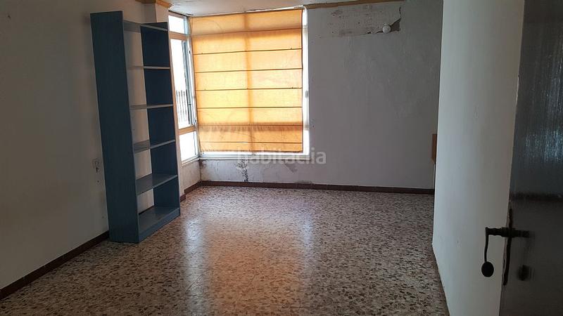 Foto b51ba303-a019-41aa-a06b-4f1dea248c4d. Chalet dans Morón de la Frontera