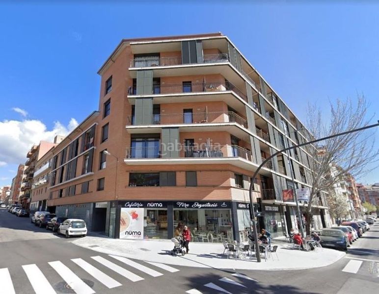Foto da0a4e71-519d-4444-9651-b73e4d41dd82. Parking voiture dans Zona Esportiva Terrassa