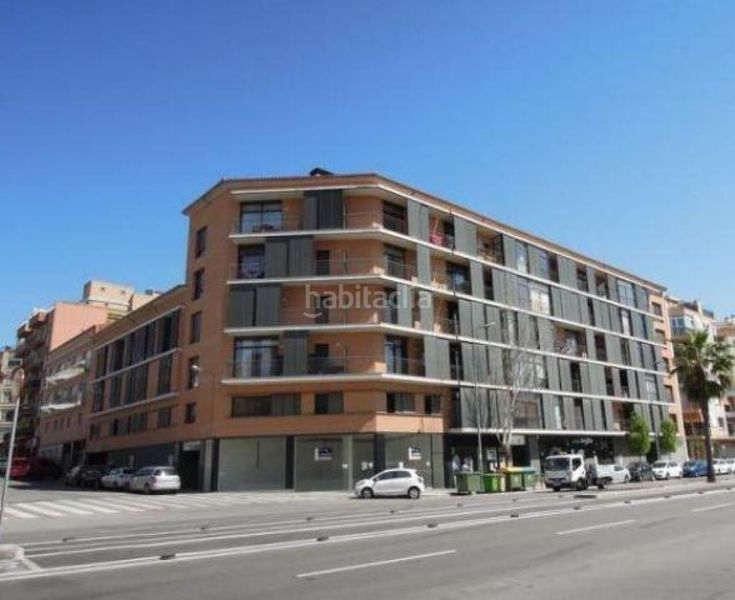 Foto f4cf85fd-bc00-4b3d-8b8b-6417d63aaab2. Parking voiture dans Zona Esportiva Terrassa
