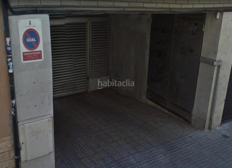 Foto e25b2c6f-99ad-4845-8719-0f97f813cce7. Autoparkplatz in Centre Rubí