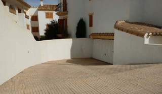 Aparcament cotxe  Del puerto. Solvia inmobiliaria  garaje unión la