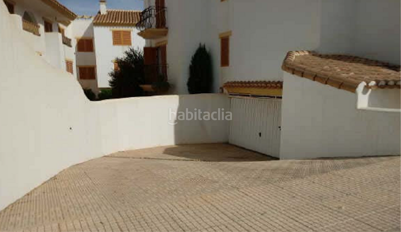 Foto b9c9dd81-147c-4882-89a4-01fdd083894a. Aparcament cotxe a Portmán Unión (La)