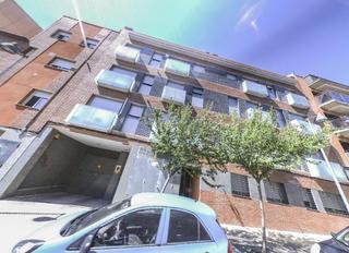 Aparcament cotxe  Transversal. Solvia inmobiliaria  garaje terrassa