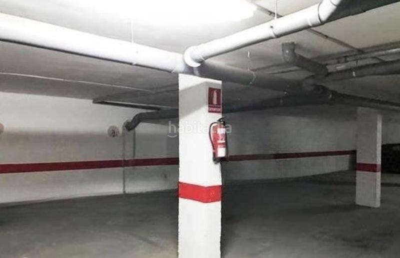 Foto e4e21d5e-9527-440f-8fd0-c32e28729b58. Parking coche solvia inmobiliaria garaje en Roquetas pueblo Roquetas de Mar