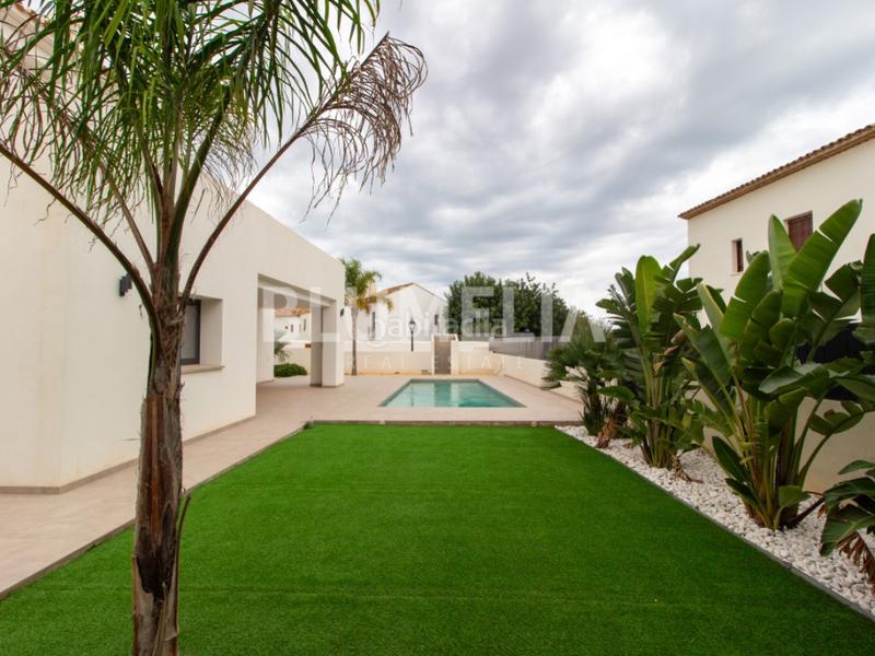 Foto e3218d4f-1640-4bdb-81d0-7f114b2ec184. Maison avec chauffage parking piscine dans La Xara-La Sella Dénia