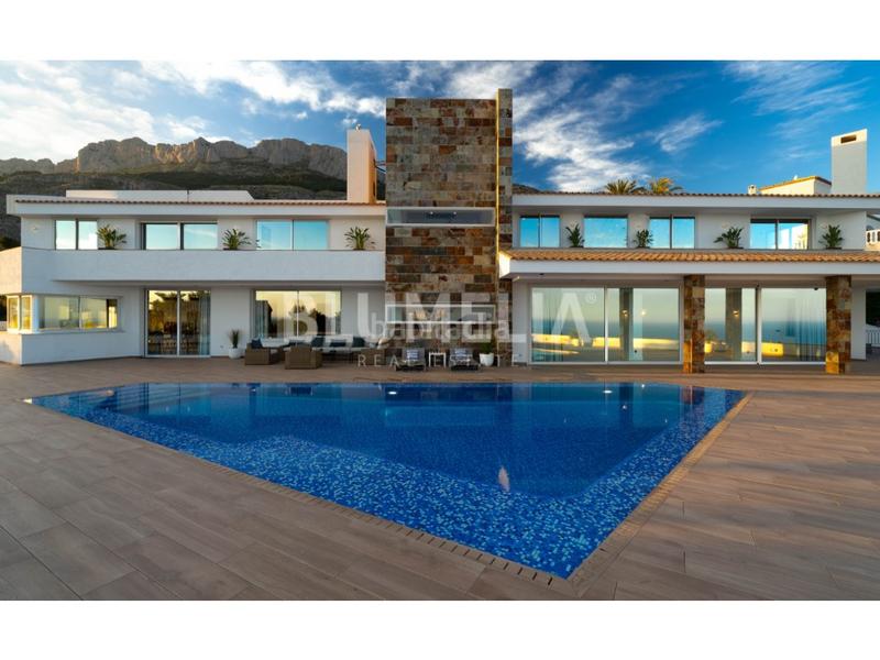 Foto 17b41c63-519a-4687-ab0e-42efb1d00f54. Xalet amb calefacció aparcament piscina a Altea la vella Altea