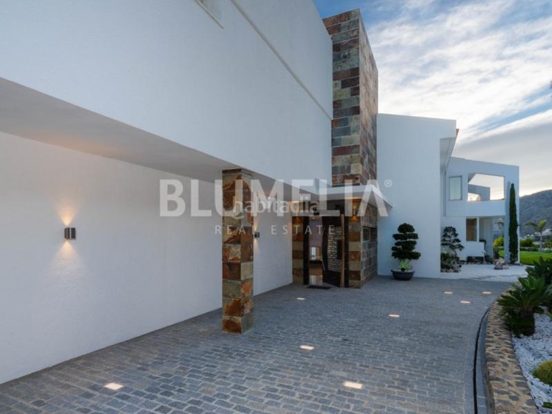 Foto 2b8ee73b-afc6-4a30-9012-a96b34848883. Xalet amb calefacció aparcament piscina a Altea la vella Altea