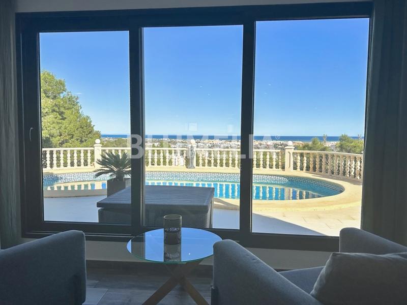 Foto 1a2bfb27-9c8c-428c-b6c9-1f2dbcff2d2e. Casa amb calefacció aparcament piscina a La Pedrera-Vessanes Dénia